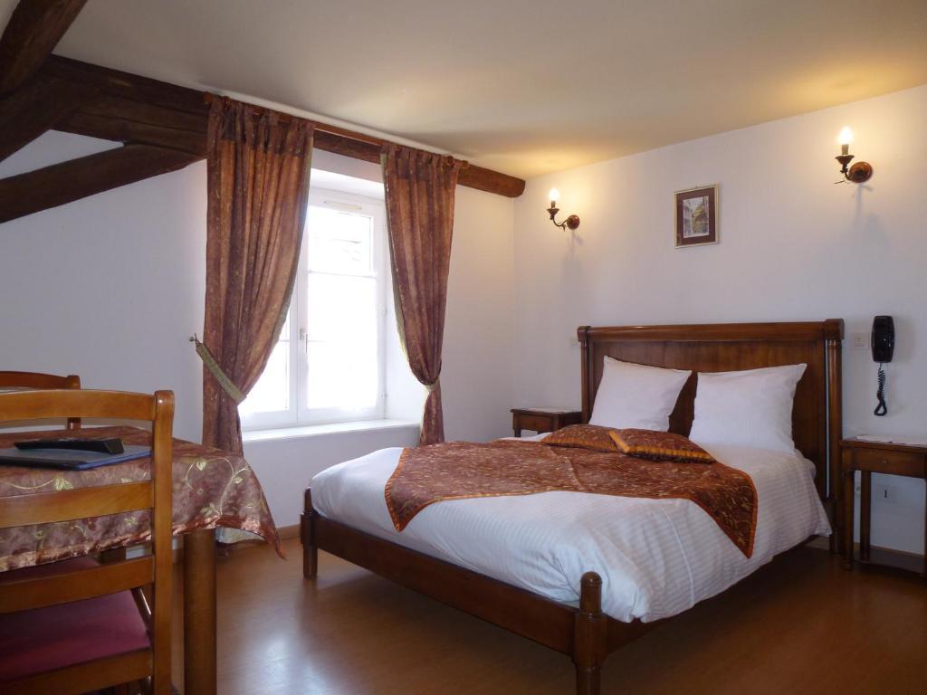 La Cour Du Bailli Suites & Spa Бергхайм Стая снимка