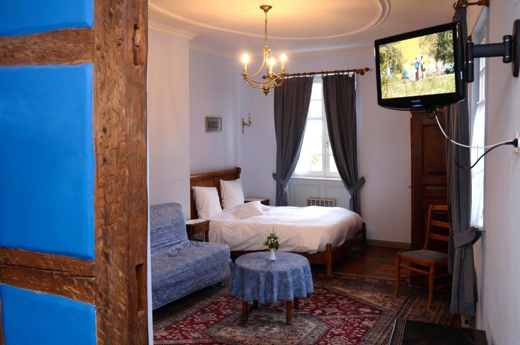 La Cour Du Bailli Suites & Spa Бергхайм Стая снимка